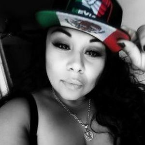 Meet your Posher, Yvette